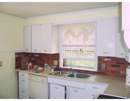 19 Stoneleigh Rd, Worcester, MA 01606 photo 9