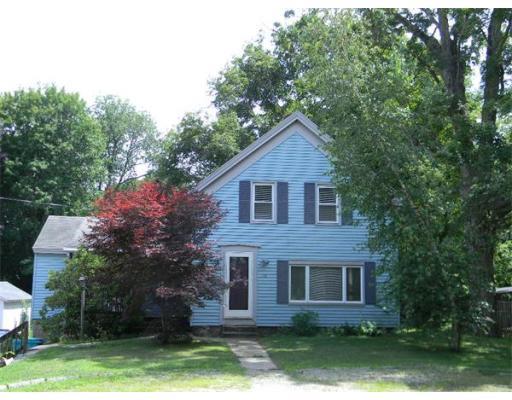 16 Pleasant St, Upton, MA 01568 photo 1