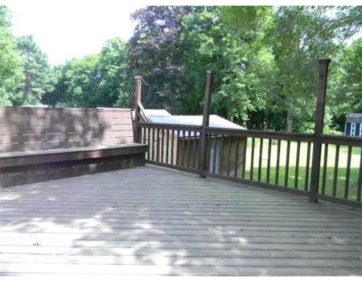 16 Pleasant St, Upton, MA 01568 photo 4