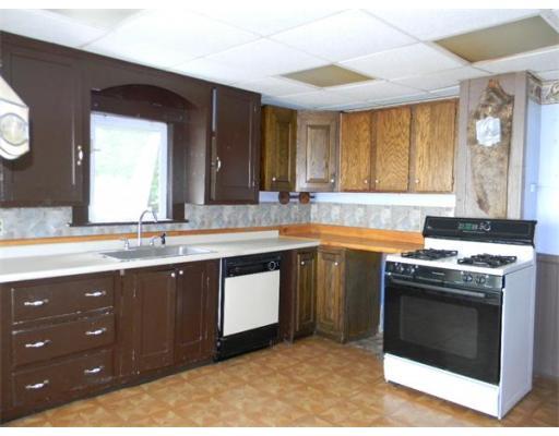 16 Pleasant St, Upton, MA 01568 photo 6