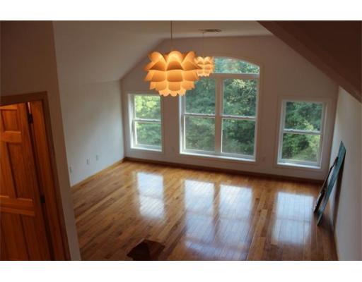7 Walnut St, Upton, MA 01568 photo 19
