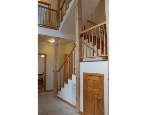 7 Walnut St, Upton, MA 01568 photo 8