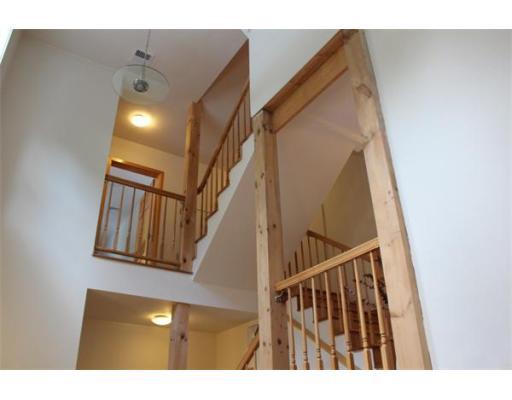 7 Walnut St, Upton, MA 01568 photo 9