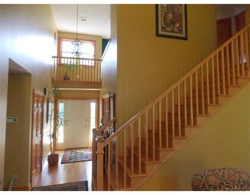 972 Poole St, Ludlow, MA 01056 photo 11