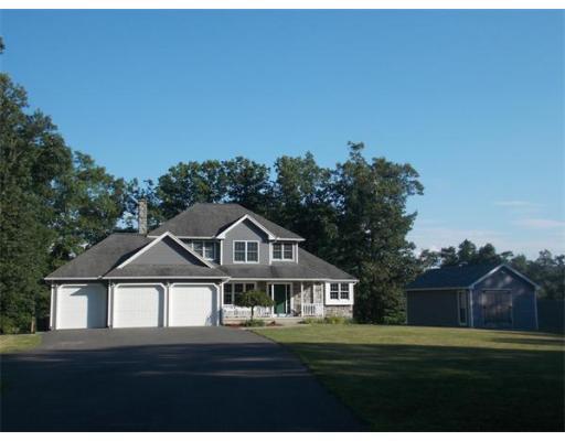 972 Poole St, Ludlow, MA 01056 photo 2
