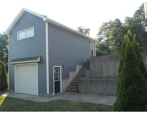 972 Poole St, Ludlow, MA 01056 photo 7