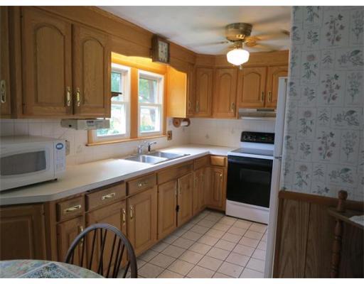 36 Barrison St, Springfield, MA 01109 photo 10
