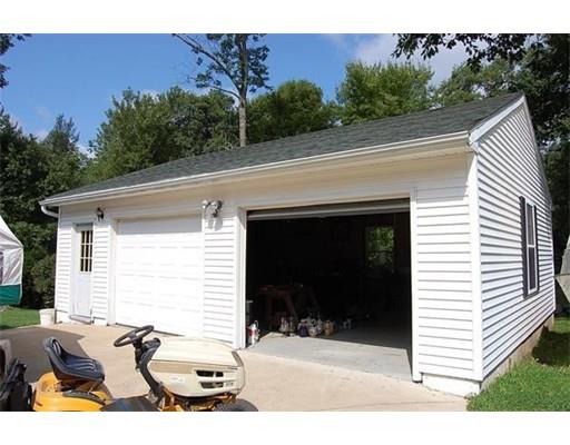 102 Clapp Rd, Hardwick, MA 01037 photo 8