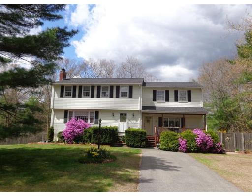 653 Gorwin Dr, Hanson, MA 02341 photo 1