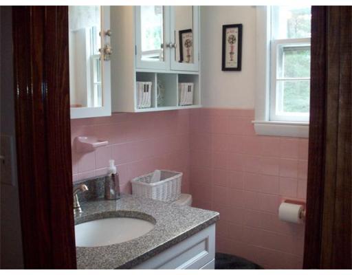 653 Gorwin Dr, Hanson, MA 02341 photo 18