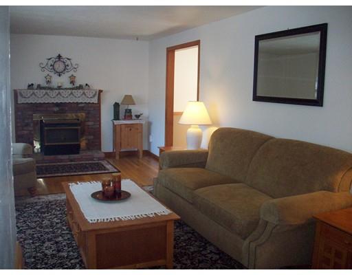 653 Gorwin Dr, Hanson, MA 02341 photo 6