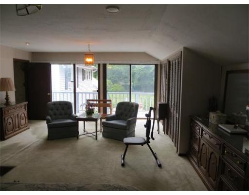 15 Wendover Rd, Worcester, MA 01606 photo 14