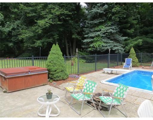15 Wendover Rd, Worcester, MA 01606 photo 3