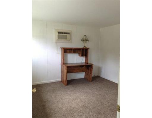 134 Groton St, Springfield, MA 01129 photo 11