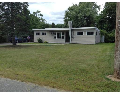 134 Groton St, Springfield, MA 01129 photo 1