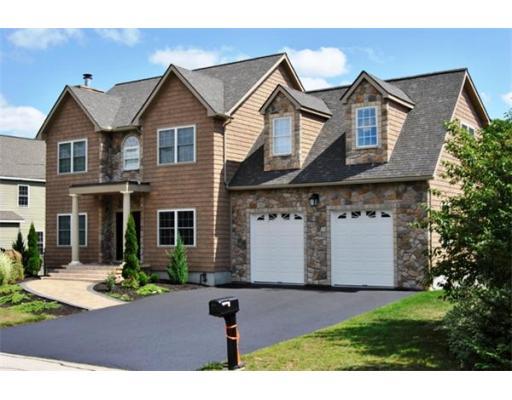 11 Bates Point Rd, Webster, MA 01570 photo 1