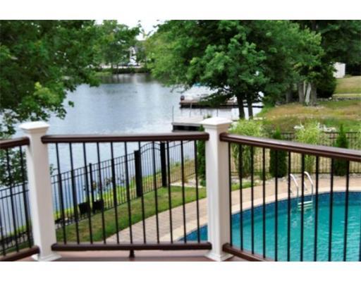 11 Bates Point Rd, Webster, MA 01570 photo 4