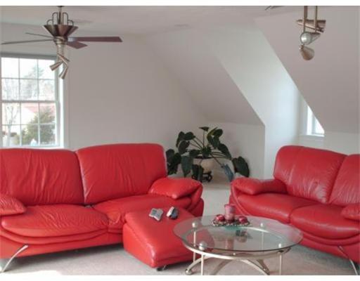11 Bates Point Rd, Webster, MA 01570 photo 17