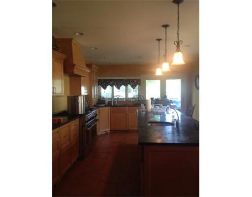 458 Madison St, Fall River, MA 02720 photo 4