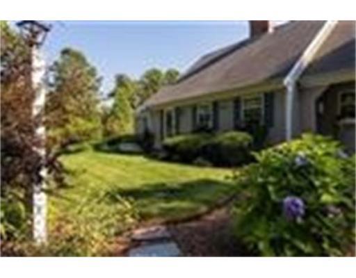 9 Cotuit Bay Dr, Barnstable, MA 02635 photo 3