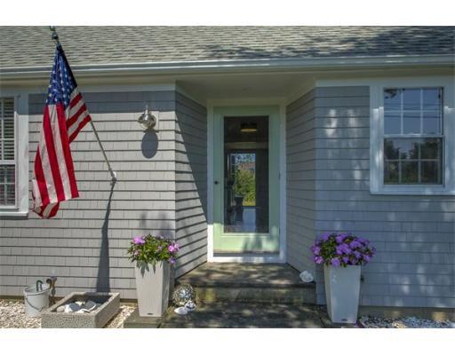 12 Salten Point Rd, Barnstable, MA 02630 photo 3