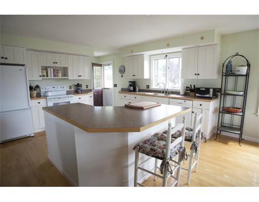 14 Reservation Rd, Easthampton, MA 01027 photo 3