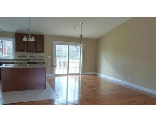 13 Elderberry Dr, Acushnet, MA 02743 photo 9