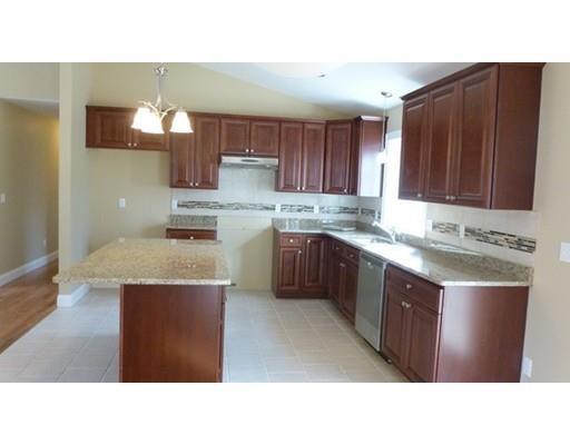 13 Elderberry Dr, Acushnet, MA 02743 photo 8