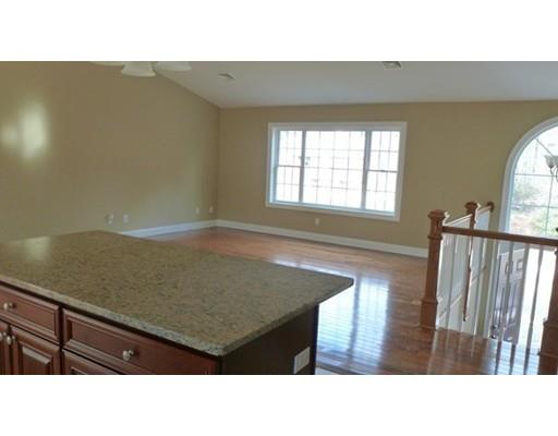 13 Elderberry Dr, Acushnet, MA 02743 photo 10