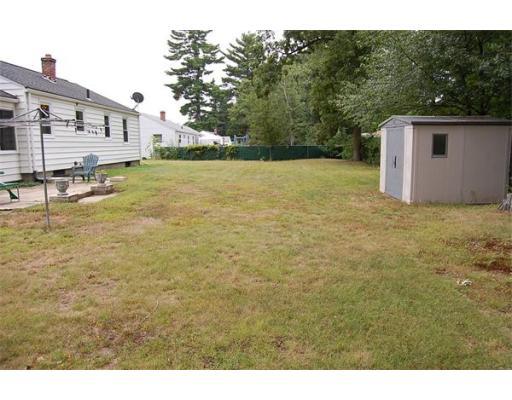 106 Willowbrook Dr, Springfield, MA 01129 photo 16