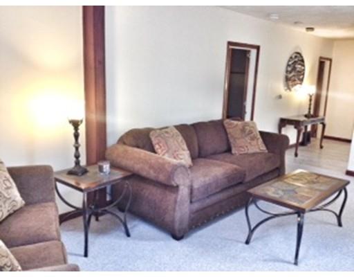 77 Aberdeen Rd, Springfield, MA 01109 photo 5