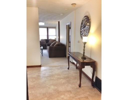 77 Aberdeen Rd, Springfield, MA 01109 photo 8