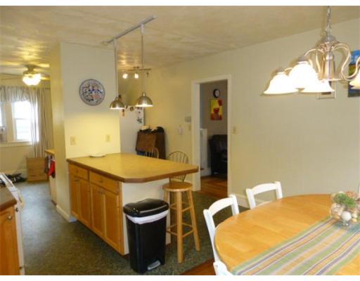 17 Gillette Ave, Springfield, MA 01118 photo 13