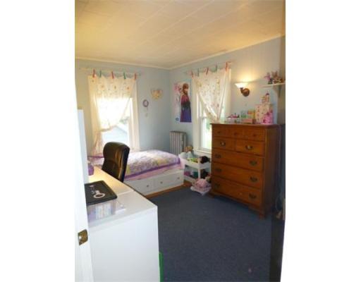 17 Gillette Ave, Springfield, MA 01118 photo 19