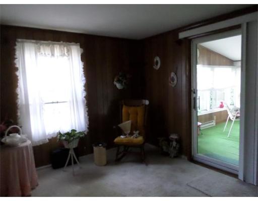 26 Bernard St, Springfield, MA 01109 photo 7