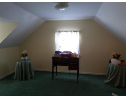 26 Bernard St, Springfield, MA 01109 photo 17