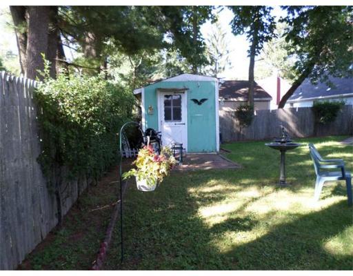 26 Bernard St, Springfield, MA 01109 photo 4