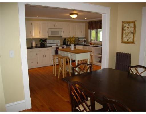 57 Appleton St, Springfield, MA 01108 photo 12