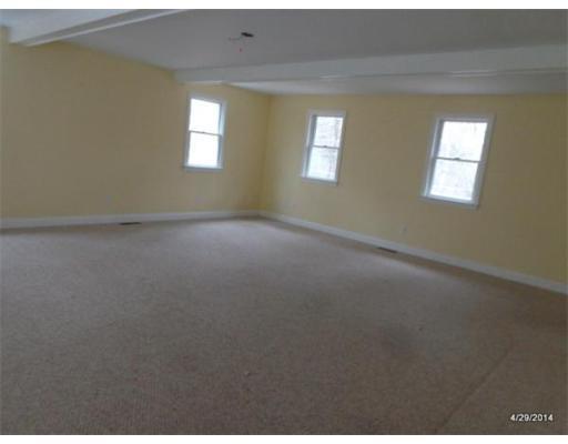 28 Winslow Ln, Wareham, MA 02571 photo 4