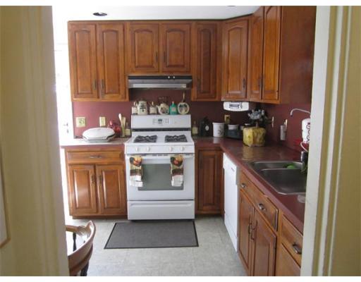 23 Eames St, Framingham, MA 01702 photo 4