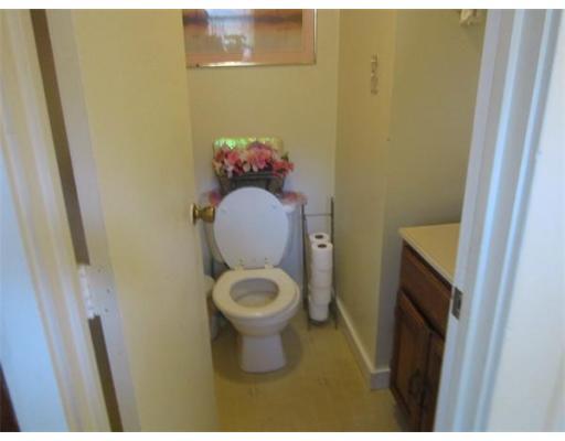 23 Eames St, Framingham, MA 01702 photo 6