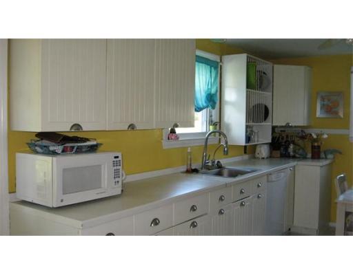 39 Marjorie St, Ware, MA 01082 photo 6