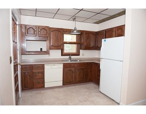 22 Tower St, Worcester, MA 01606 photo 9