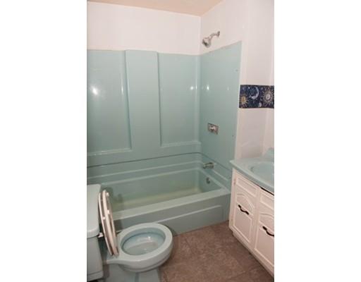 22 Tower St, Worcester, MA 01606 photo 11