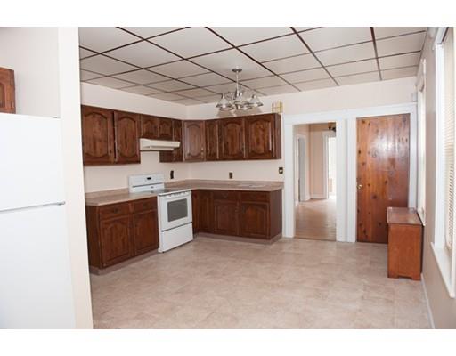 22 Tower St, Worcester, MA 01606 photo 10