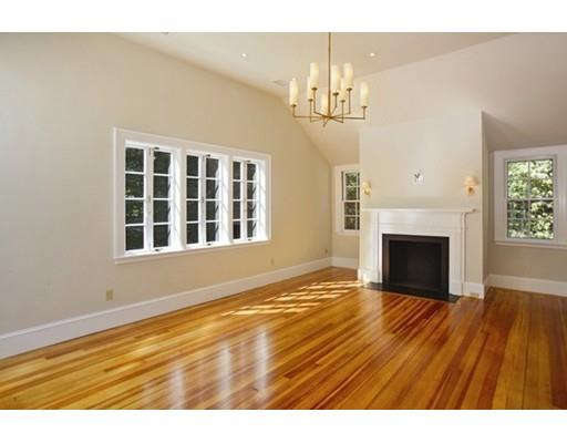 180 Clyde St, Chestnut Hill, MA 02467 photo 10