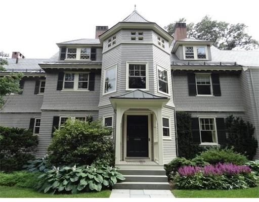 180 Clyde St, Chestnut Hill, MA 02467 photo 2