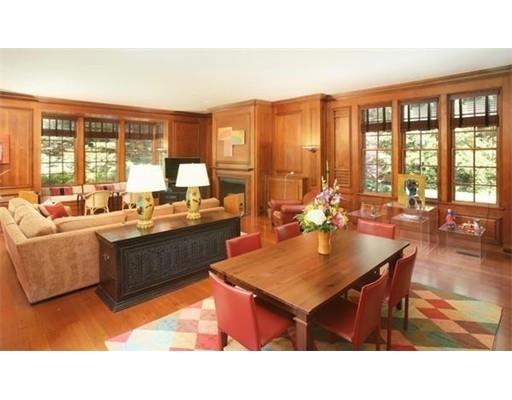 180 Clyde St, Chestnut Hill, MA 02467 photo 5