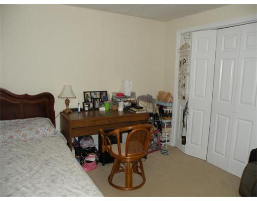 14 Wrentham Rd, Worcester, MA 01602 photo 8
