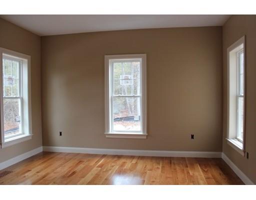 4 Strawberry Ln, Mendon, MA 01756 photo 15